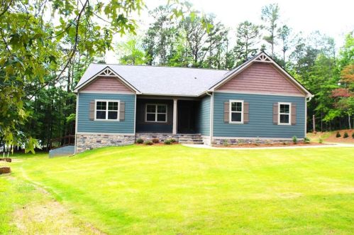 30 Dads Walk, Newnan, GA 30263-3151
