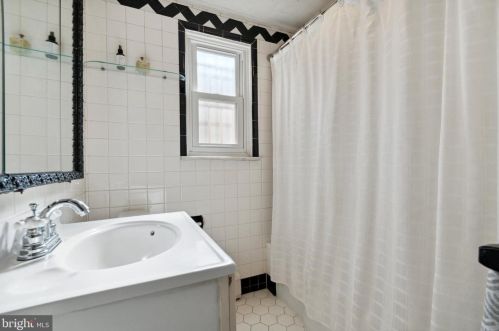 1638 12 St, Philadelphia PA 19148-1510 exterior