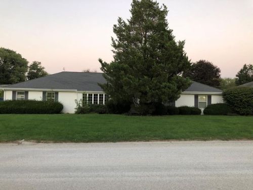 3027 Park Haven Blvd, Danville, IL 61832-1212