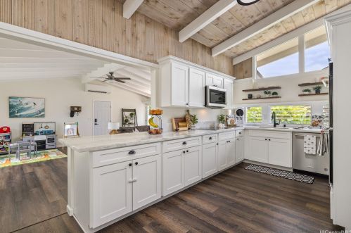 5009 Poola St, Honolulu HI  96821-1533 exterior