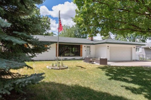 18 66th Way, Minneapolis MN  55432-4201 exterior
