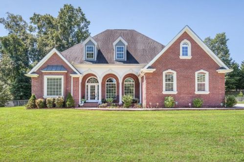 750 12th St, Chickamauga, GA 30707-1643