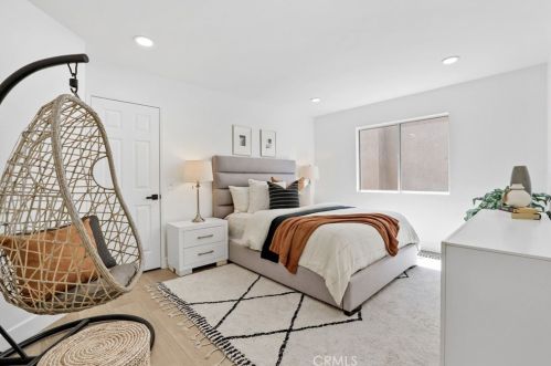 7 Rhode Is, Irvine CA  92606-1755 exterior