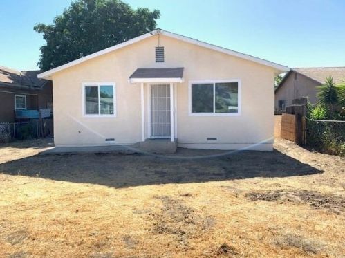 426 Thrasher Ave, Modesto, CA 95354-3827