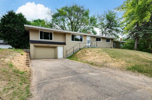 1760 City Heights Dr, Saint Paul MN  55117-2317 exterior