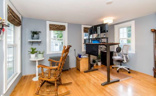 155 Locust St, Dover, NH 03820-4008