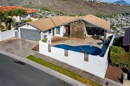 5361 Poola St, Honolulu HI  96821-1536 exterior