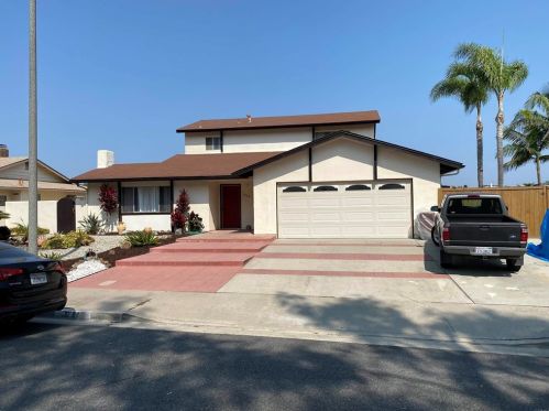 3744 Longview Dr, Carlsbad, CA 92010-2815