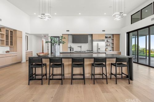 7663 Corto Rd, Anaheim CA  92808-1348 exterior