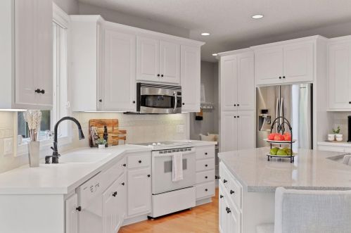 3544 Crestmoor Dr, Saint Paul MN  55125-5028 exterior