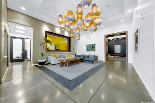 988 Halekauwila St, Honolulu HI  96814 exterior