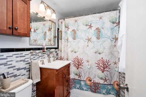 164 Churchill Ave, Trenton NJ 08610-3501 exterior