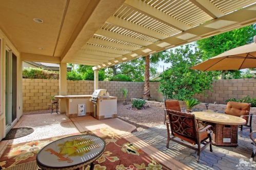 61325 Fire Barrel Dr, La Quinta, CA 92253-7947