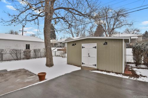1884 Elm St, Denver CO  80222-4440 exterior