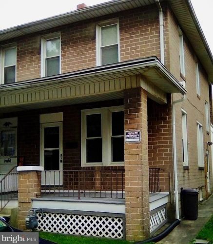 724 Manchester St, York, PA 17404-2818