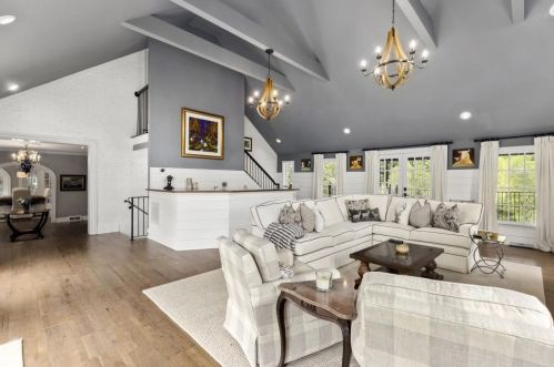 877 Highland Ter, Atlanta GA  30306-3411 exterior