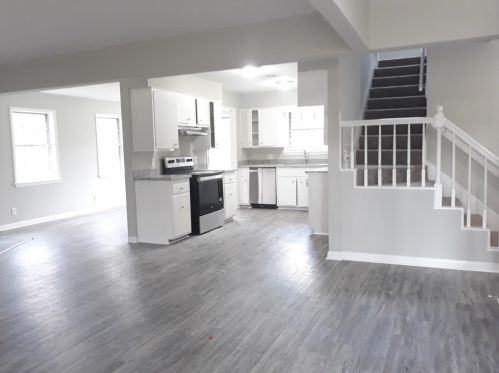 9871 Lazy Oaks Dr, Conroe TX  77306-6575 exterior