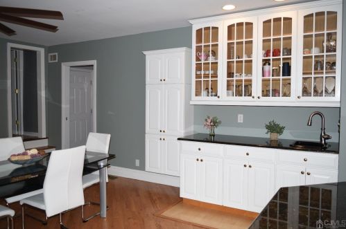 954 Mulberry St, Trenton NJ  08648-4524 exterior