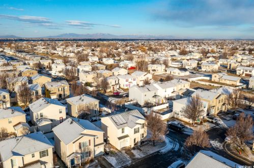 1997 2125, Clearfield, UT 84015-5782