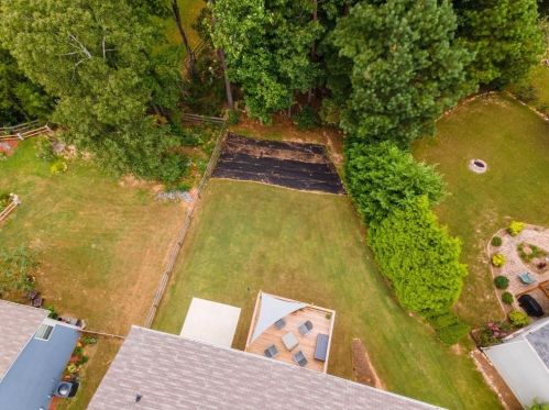 105 Greenbrier Way, Holly Springs GA  30114-5743 exterior
