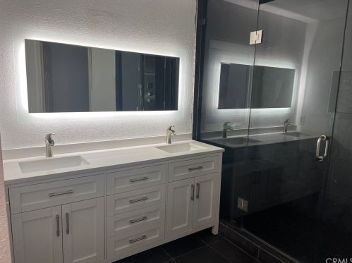 1575 Madrid Dr, Vista, CA 92081-5003