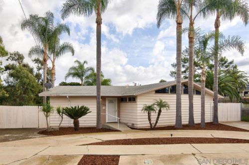 1819 California St, Oceanside, CA 92054-5601