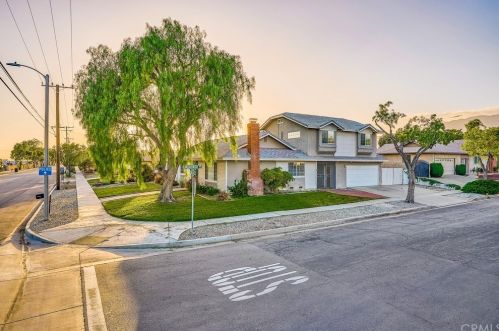 1283 13th St, Upland, CA 91786-3425