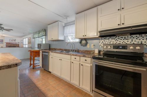 151 Carmen Blvd, Conroe TX  77306-6741 exterior