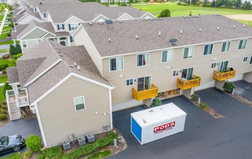 1252 Alta Vista Dr, Pingree Grove IL  60140-2057 exterior