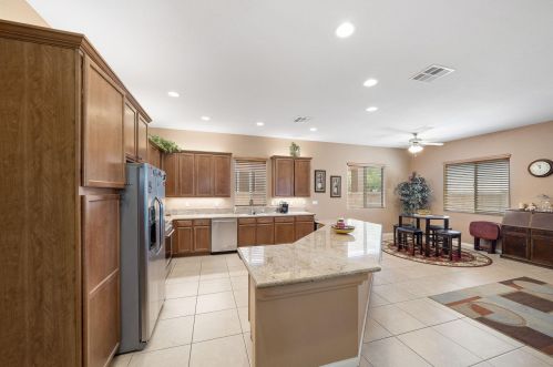 65029 Rolling Hills Dr, Desert Hot Springs, CA 92240-1578