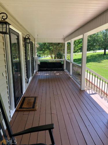 2799 Bay Ridge Dr, Loganville, GA 30052-3706