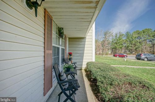149 Villa Knoll Ct, Erial, NJ 08081-2922
