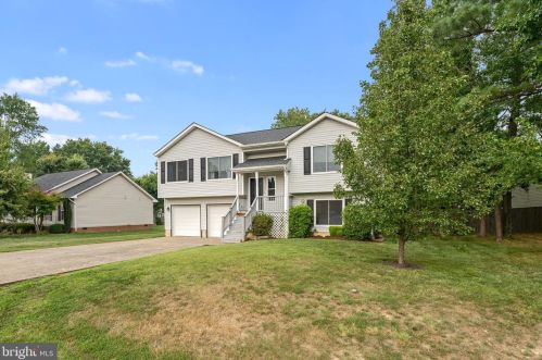 8805 Henly Ct, Fredericksburg, VA 22408-8754
