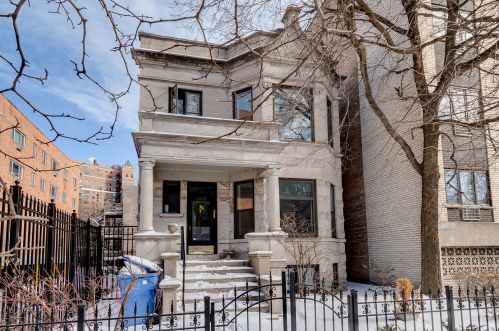 3815 Pine Grove Ave, Chicago, IL 60613-3304