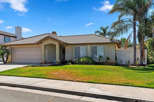 1076 Darby Dan Way, Beaumont, CA 92223-7051