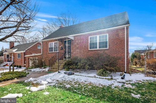 2416 Eccleston St, Silver Spring MD 20902-4830 exterior