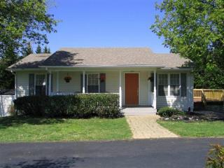 1126 Durrett Ridge Rd, Earlysville, VA 22936-1848