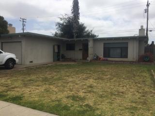61 Gardenia Dr, Salinas, CA 93906-3945