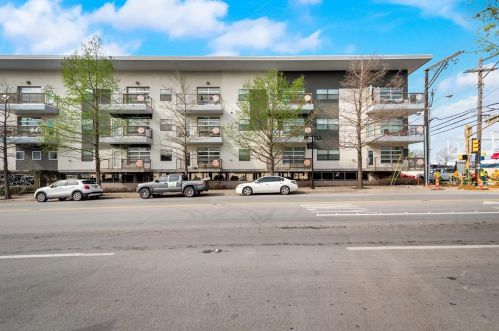 1111 Akard St, Dallas TX 75215-1020 exterior