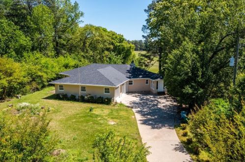 4464 Old Norcross Rd, Duluth GA  30096-4216 exterior