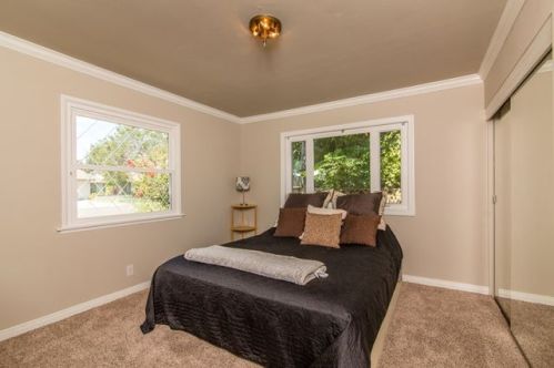 2020 Random Dr, Anaheim, CA 92804-3539
