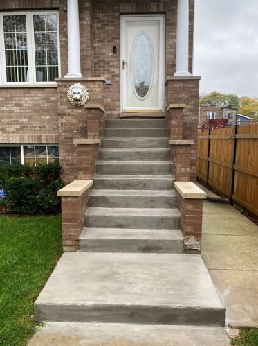 922 Springfield Ave, Chicago, IL 60624-4023