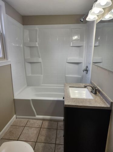 2352 Clover Crest Dr, Cincinnati OH  45239-4615 exterior