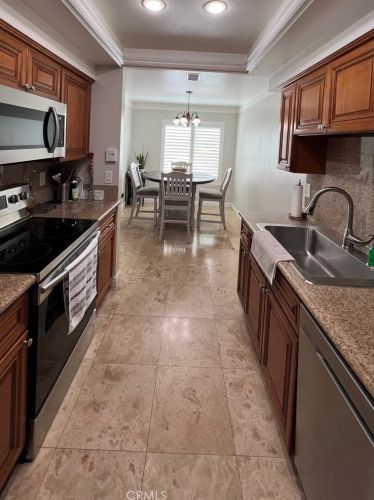 924 Lamark Dr, Anaheim CA  92802 exterior