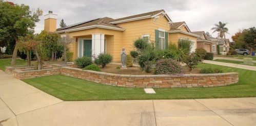 3401 Sleepy Hollow Ln, Modesto, CA 95355-7803