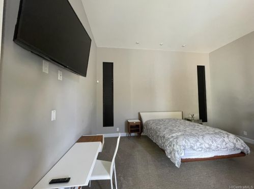 525 Ahakea St, Honolulu HI 96816-4702 exterior