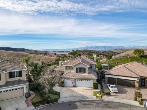 585 Blue Sky Cir, Simi Valley, CA 93065-7651