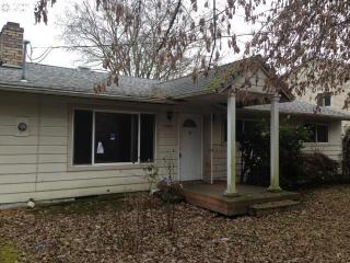 15088 Rupert Dr, Portland OR  97267-2710 exterior