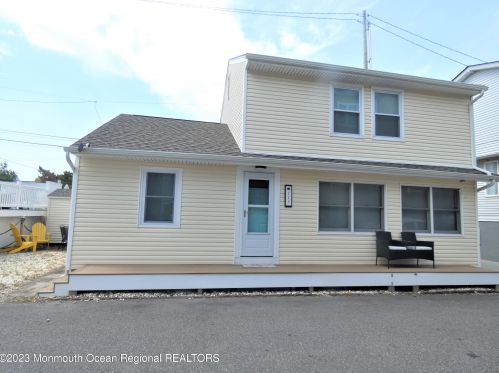 115 Del Monte Rd, Lavallette, NJ 08735-1712
