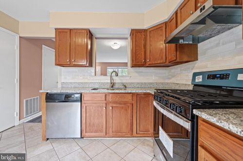 13553 Ruddy Duck Rd, Clifton, VA 20124-0916